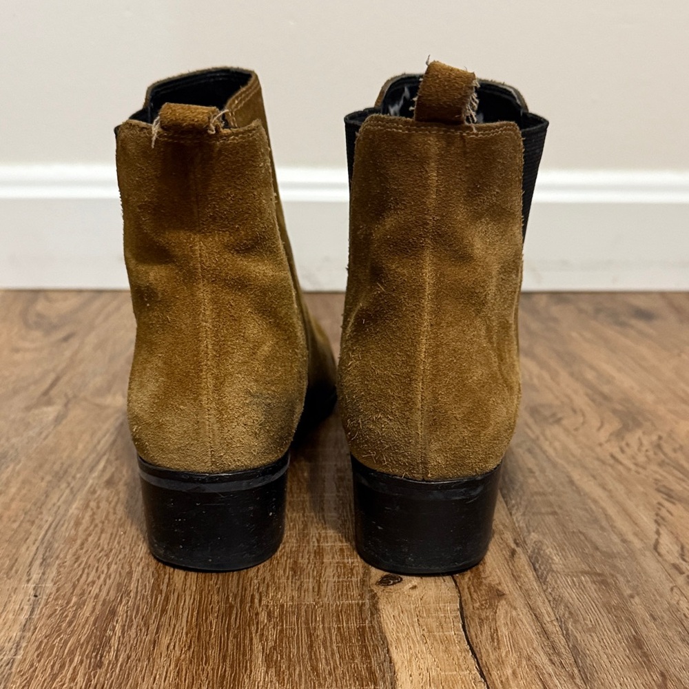 Y2K Marc Fisher Brown Suede Heeled Yale Boots Size 8 Dark Tan Saddle Brown - Picture 8 of 9